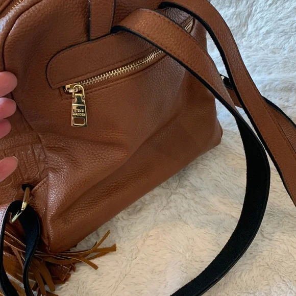 Steve Madden Tan Leather mini backpack purse with tassel and many compartments - Picture 6 of 7